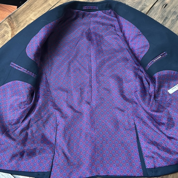 Isaac Mizrahi 2 Piece Suit - Picture 6 of 9